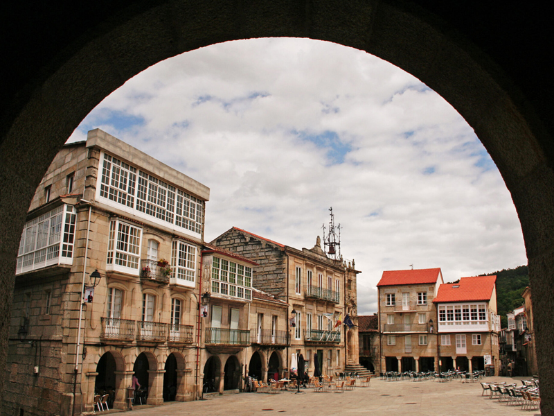 plaza-mayor-ribadavia